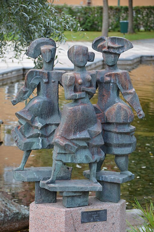 "File:Eric GrateTre fåvitska jungfrur.JPG" by Bengt Oberger is licensed under CC BY-SA 3.0.